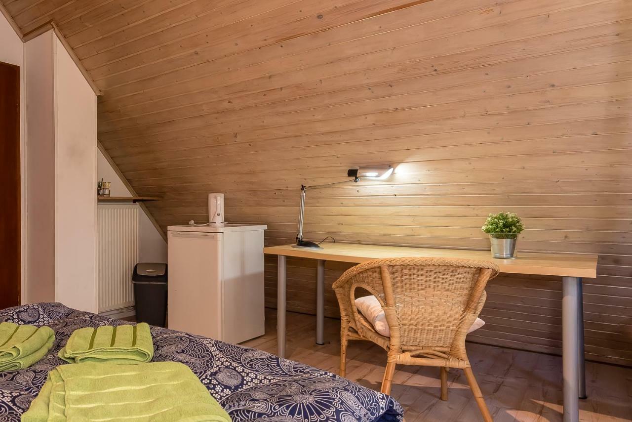 Zeevat Waldperlach Bed & Breakfast München
